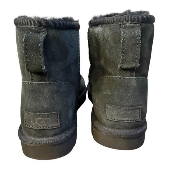 UGG Classic Mini Shearling Boot Women size 8 - Picture 4 of 7